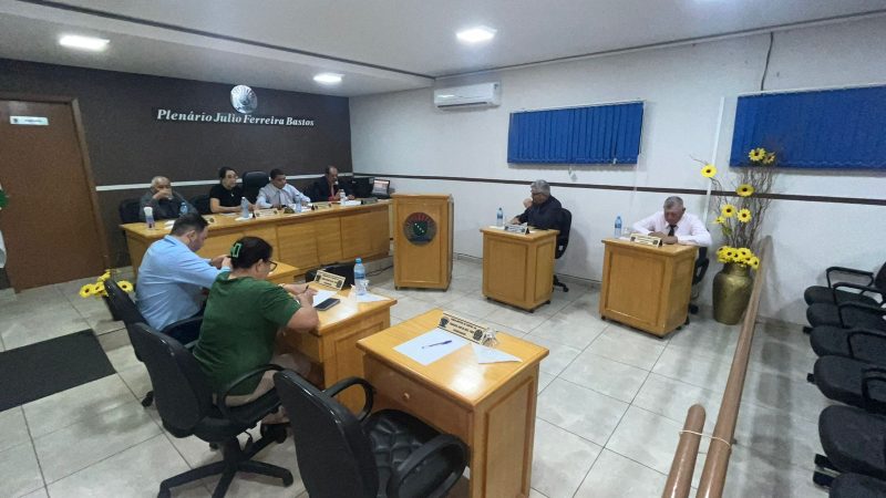 Câmara Municipal de Vicentina/MS aprova o convênio de concessão de bolsa de estudo aos servidores e agentes políticos